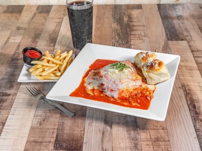 Lasagna 100% Beef Combo with fries